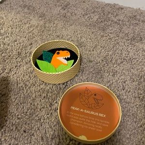 Erstwilder Peak a Saurus Rex Brooch